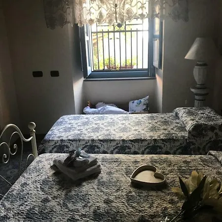 Vesta בית הארחה